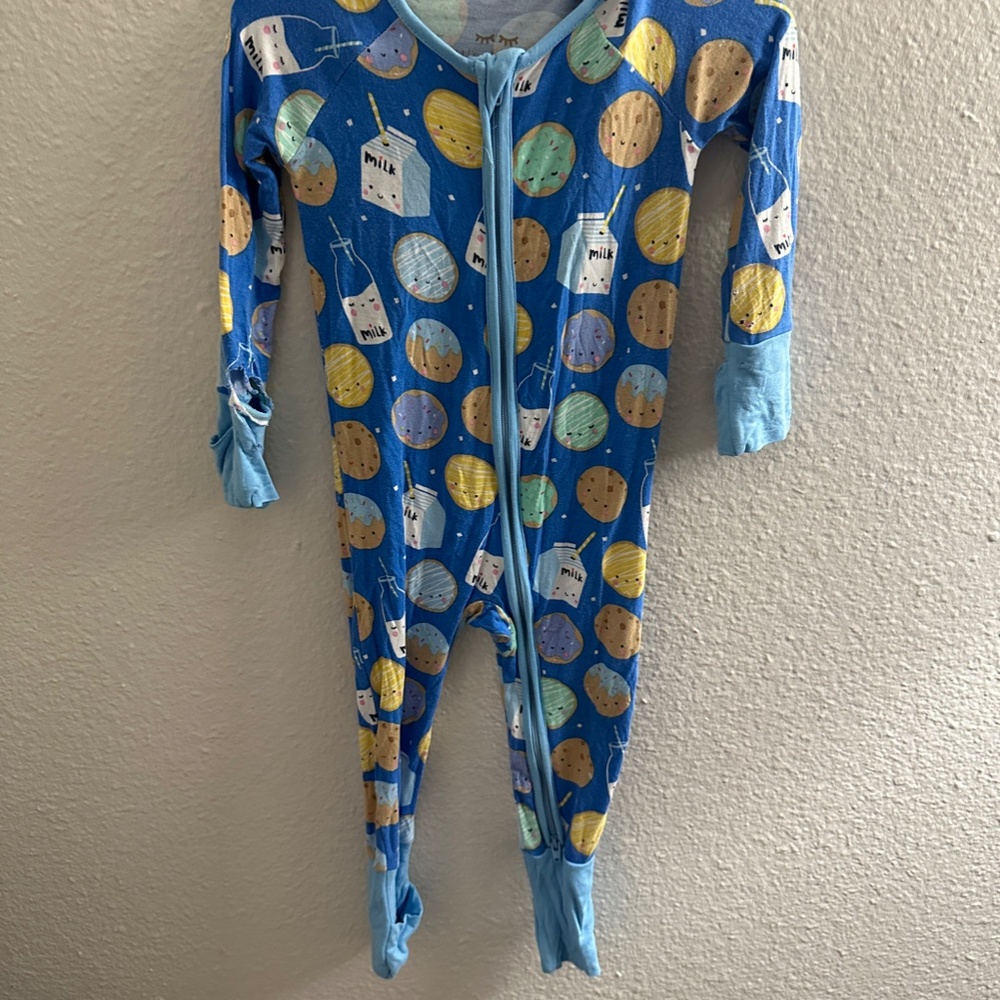 Blue Cookies and Milk Zippy Little Sleepies
